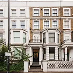 The Earl\'S Court Garden Gem